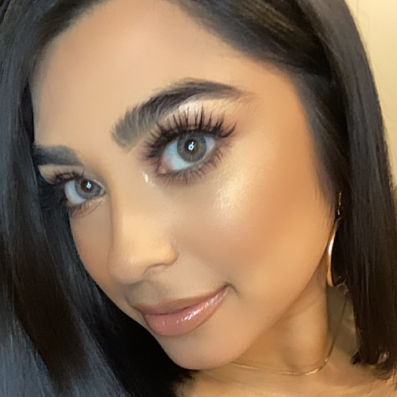 Meet your Posher, Tatiana - Picture 1 of 1